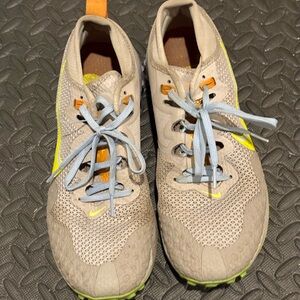 Nike Wildhorse 7 Mens 9 Trail Running Shoe